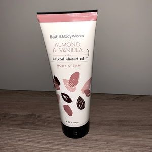 Almond & Vanilla Body Cream with Natural Almond Oil